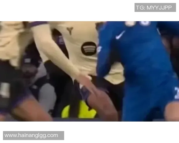 足球人台球的激情碰撞与技巧较量探索运动的无限可能性